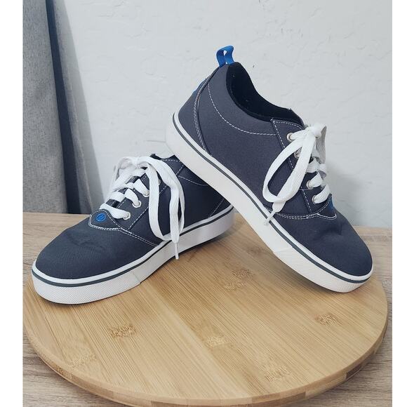 Heelys Wheeled Skate Shoes Kids Size 5 Youth Grey Blue White Boys Girls Sneakers - Picture 5 of 7